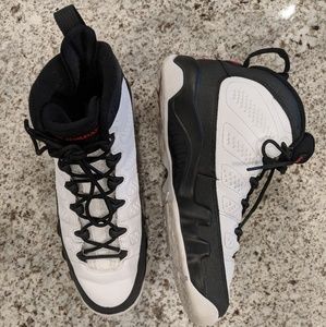 Air Jordan 9 Retro BG